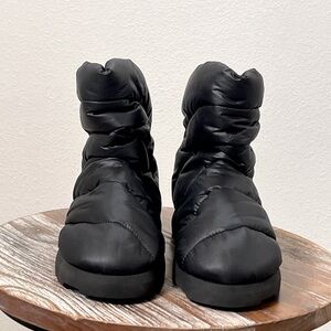 Piumestudio Luna Boots NWT - Size 39